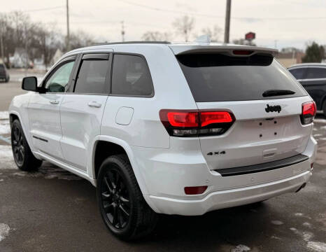 2017 Jeep Grand Cherokee Altitude