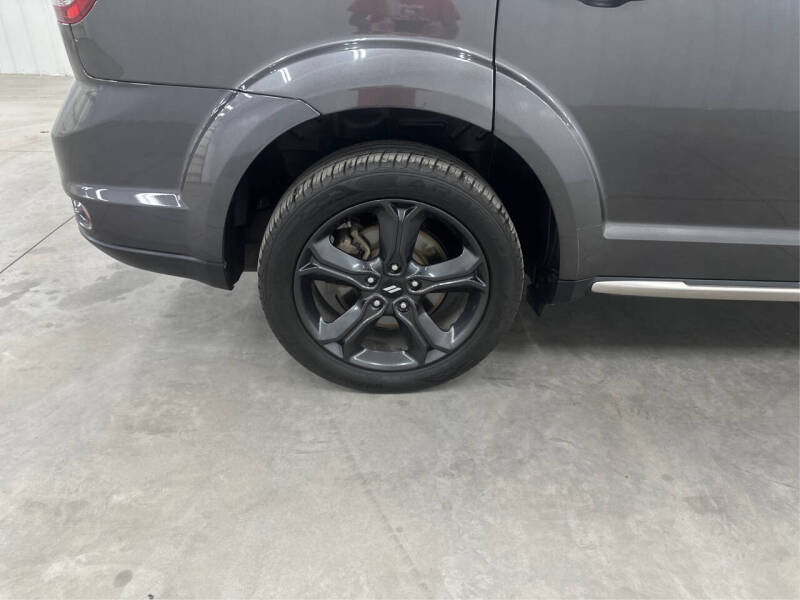 2020 Dodge Journey Crossroad