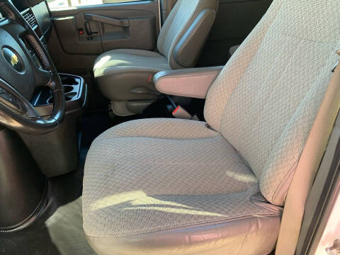 2020 Chevrolet Express LS 2500