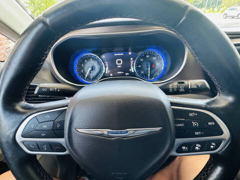 2017 Chrysler Pacifica Touring-L Plus