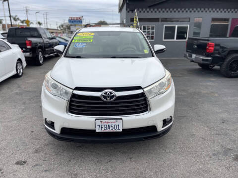 2014 Toyota Highlander LE Plus
