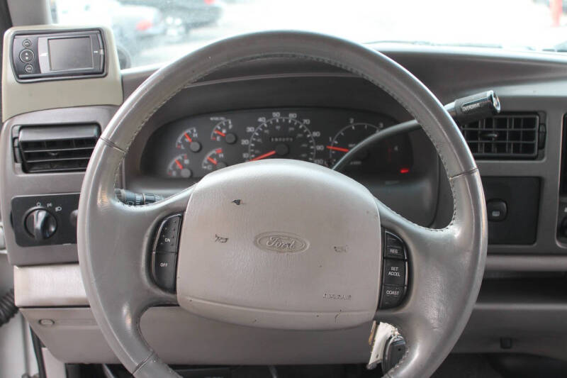 2001 Ford Excursion XLT