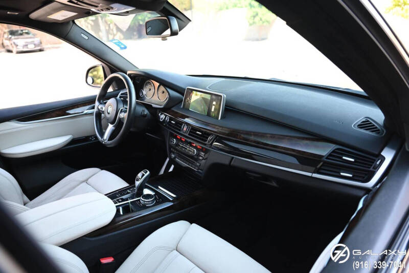 2015 BMW X5 xDrive50i