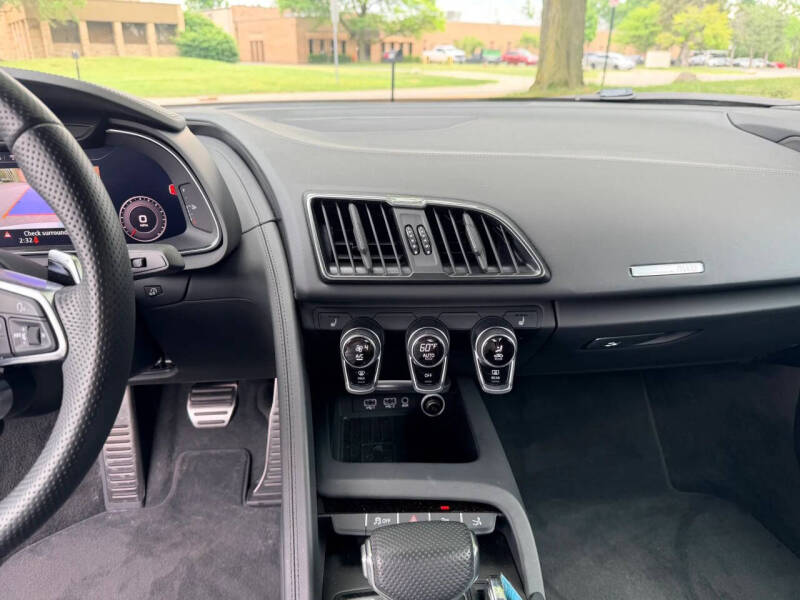 2022 Audi R8 5.2 V10 performance