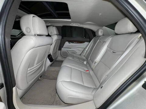 2013 Cadillac XTS Luxury Collection