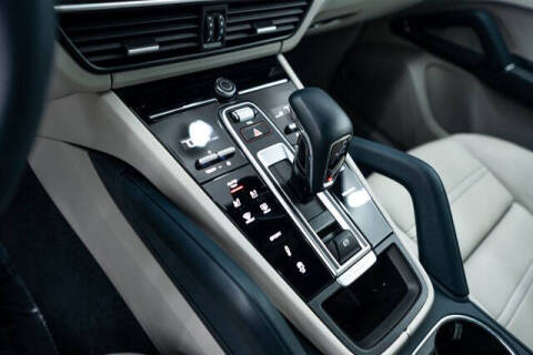 2022 Porsche Cayenne S