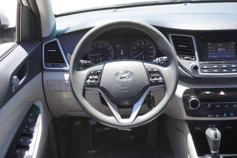 2017 Hyundai Tucson SE