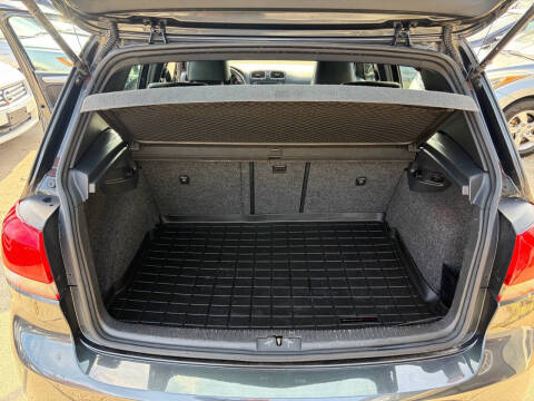 2012 Volkswagen Golf R 4Motion