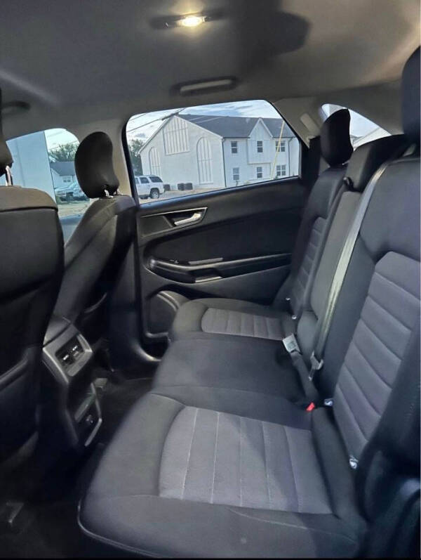2018 Ford Edge SE