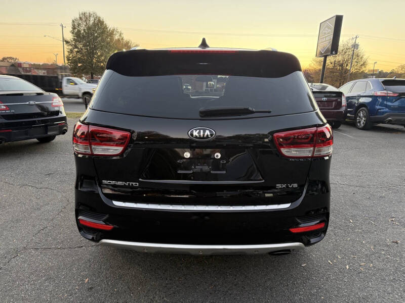 2017 Kia Sorento SX V6