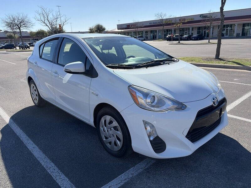 2016 Toyota Prius c One