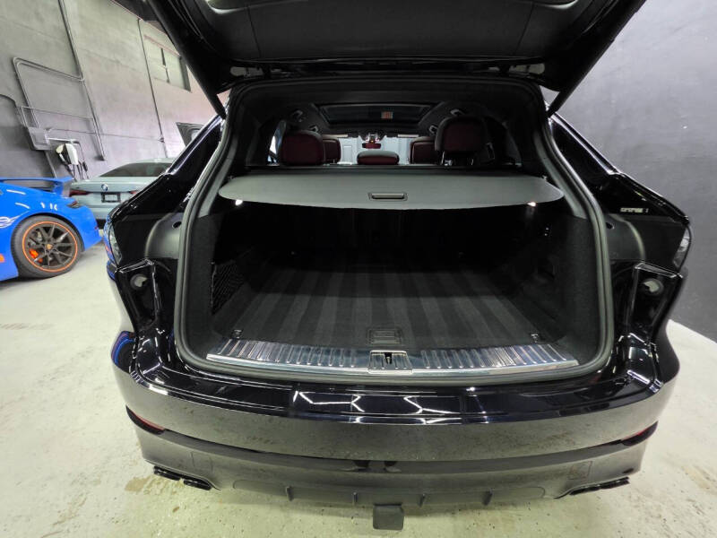 2021 Porsche Cayenne GTS