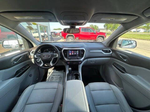 2017 GMC Acadia SLT-1