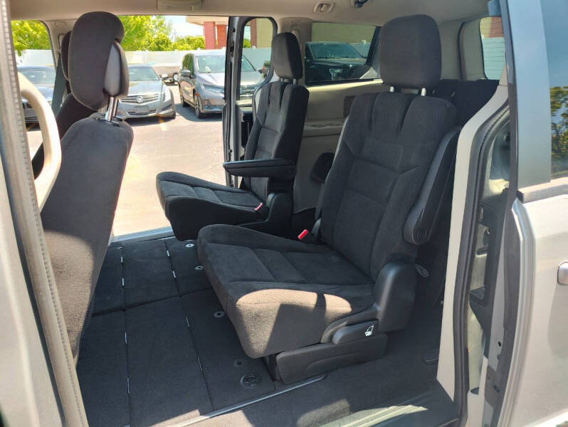 2014 Dodge Grand Caravan SE