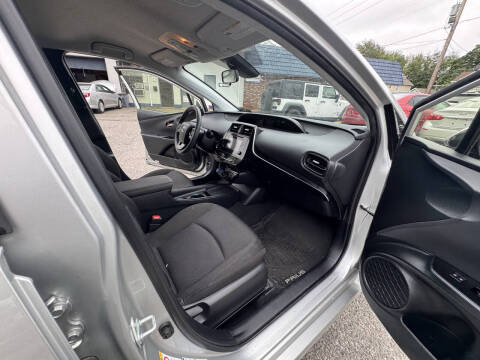 2019 Toyota Prius LE AWD-e