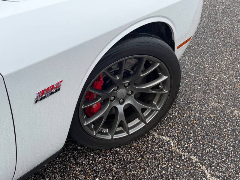 2016 Dodge Challenger SRT 392