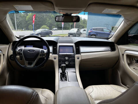 2013 Ford Taurus SEL