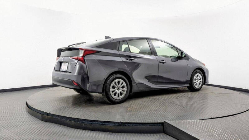 2022 Toyota Prius LE