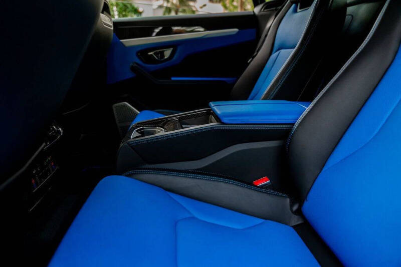 2020 Lamborghini Urus