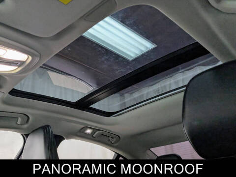 2023 Volvo S60 Recharge T8 Core Dark Theme