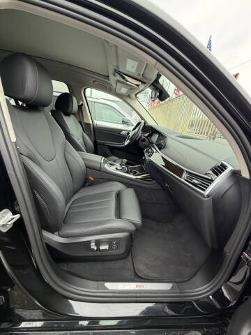 2020 BMW X7 xDrive40i