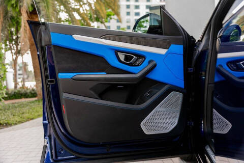 2020 Lamborghini Urus