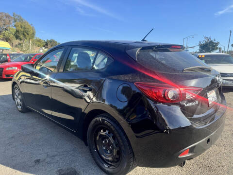 2016 Mazda MAZDA3 i Sport