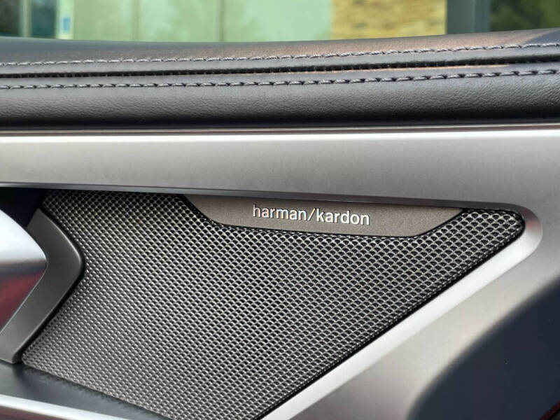 2022 BMW M8 Competition