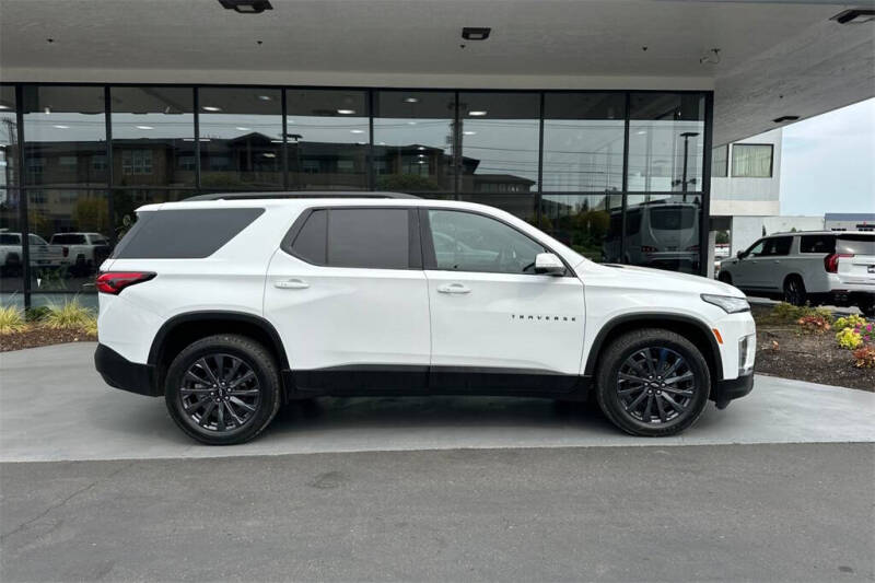 2022 Chevrolet Traverse RS