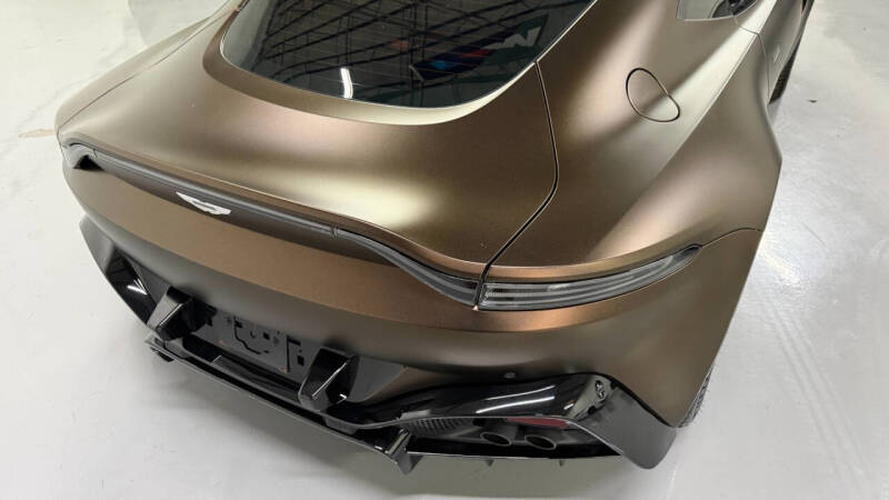 2021 Aston Martin Vantage