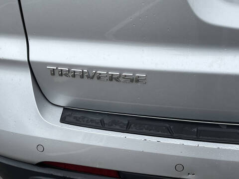 2017 Chevrolet Traverse LT