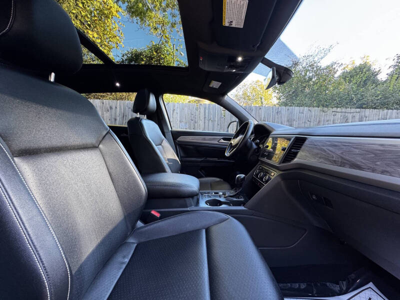 2020 Volkswagen Atlas Cross Sport SE