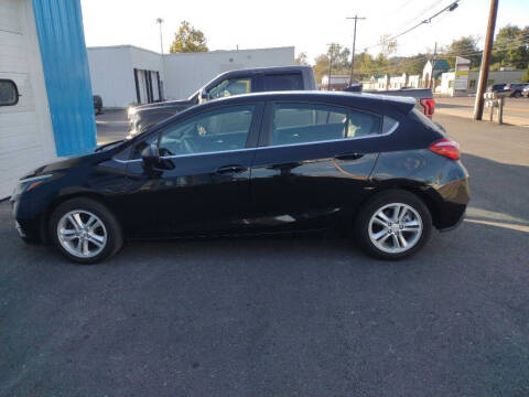 2017 Chevrolet Cruze LT Auto