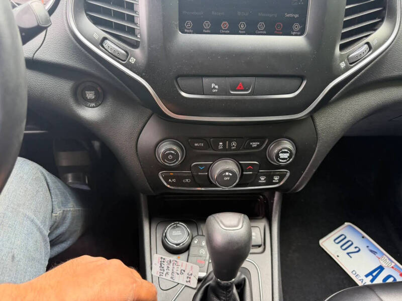 2019 Jeep Cherokee Latitude Plus