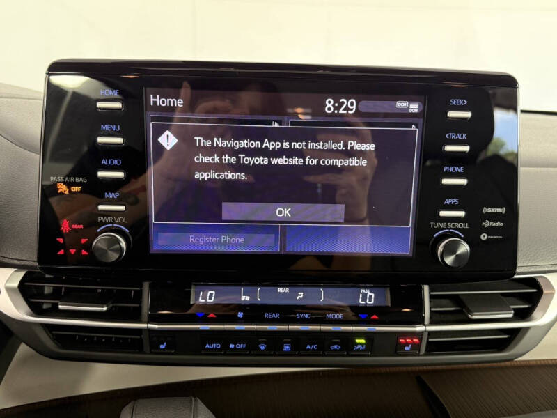 2022 Toyota Sienna XLE 7-Passenger