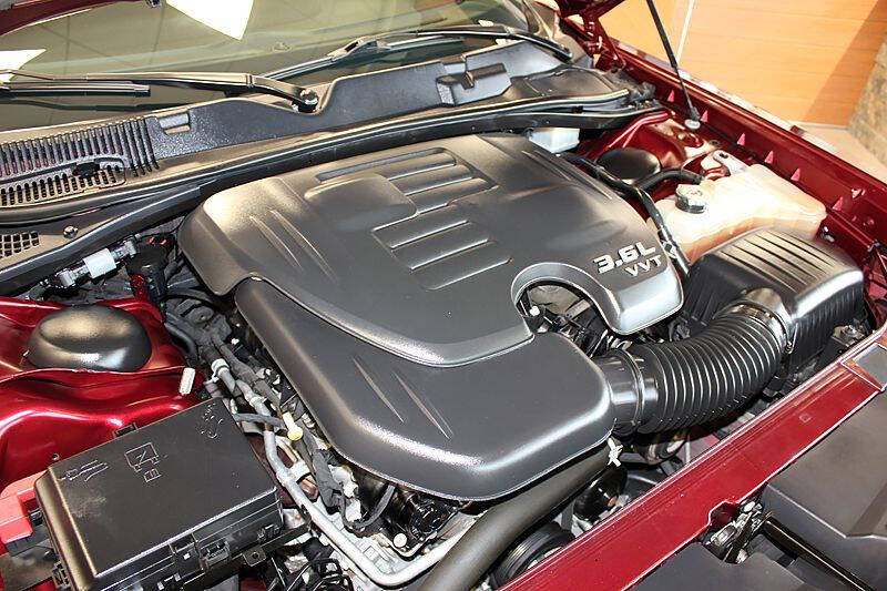 2017 Dodge Challenger SXT