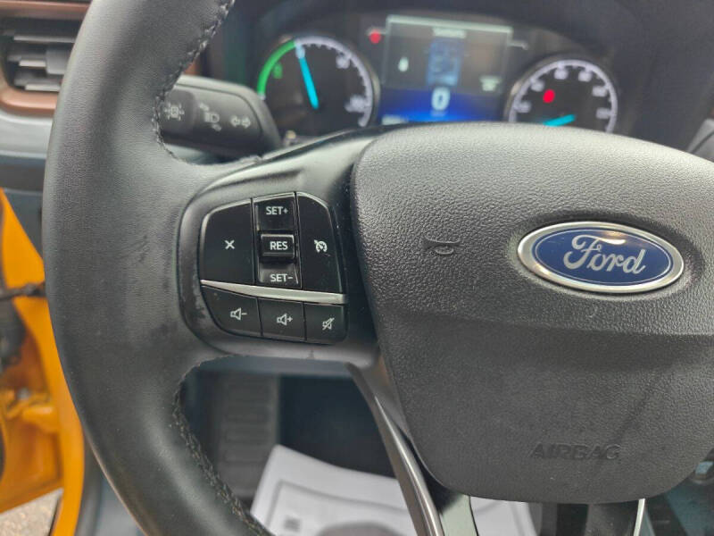 2023 Ford Maverick Lariat