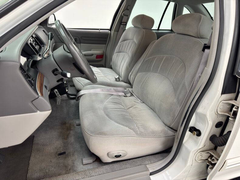 1997 Ford Crown Victoria LX