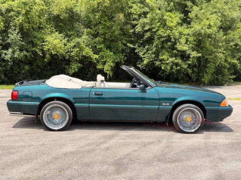 1990 Ford Mustang