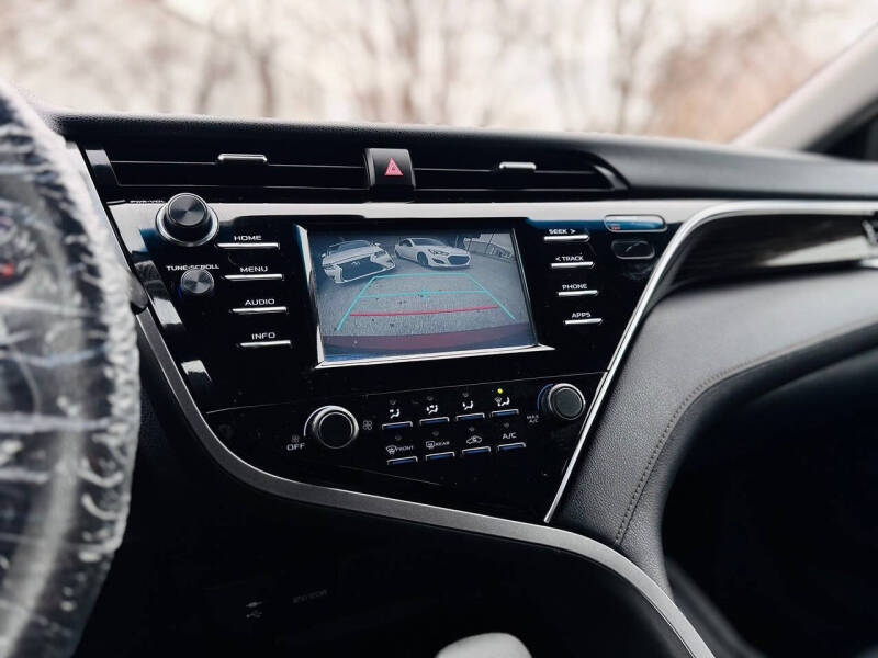 2018 Toyota Camry LE