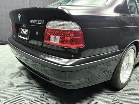 2000 BMW 5 Series 528i