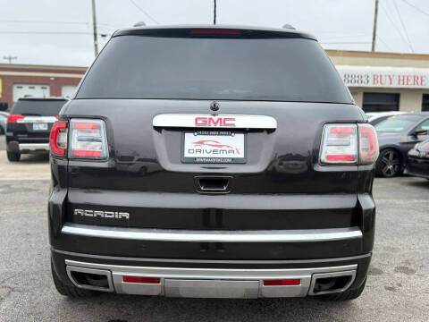 2013 GMC Acadia Denali