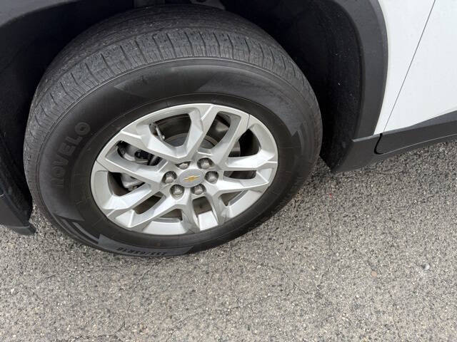 2021 Chevrolet Traverse LT Cloth