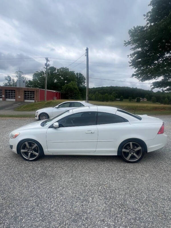 2011 Volvo C70 T5
