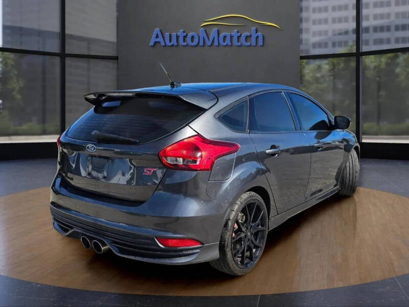 2017 Ford Focus ST