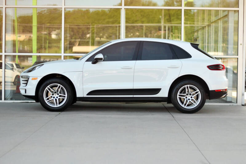2017 Porsche Macan