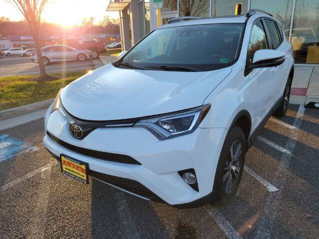 2018 Toyota RAV4 XLE's photo