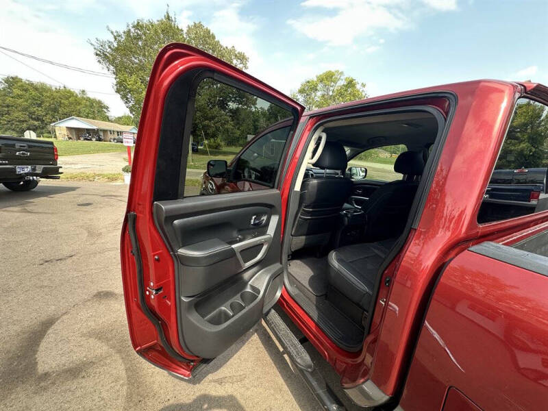 2017 Nissan Titan PRO-4X
