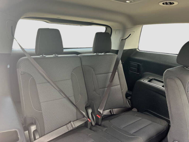 2022 GMC Acadia SLE