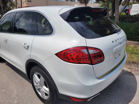 2012 Porsche Cayenne Tiptronic